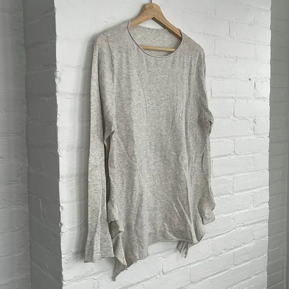 Long Sleeve Ruffled Shirt - Picture 5 of 7